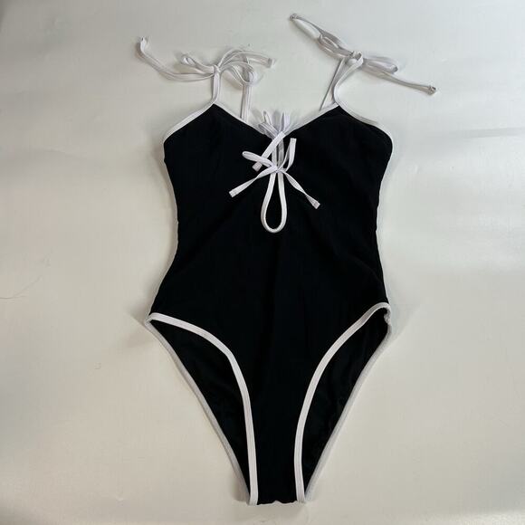 Cupshe One Piece Swimsuit Womens Small Keyhole Bow Cheeky Black Ribbed - Picture 1 of 6
